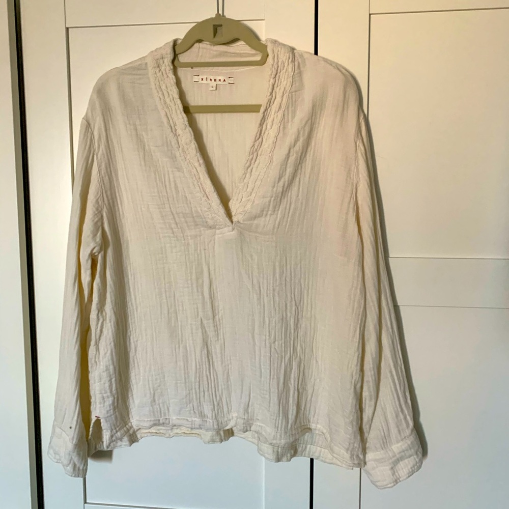XIRENA Cream Blouse Sz L
